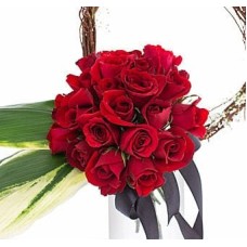 Twig Ring Roses- Mix Of Red Roses