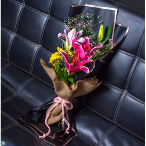 Expressive Flower Bouquet With Lillly And Chrishanthimums