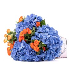 Venti Kornet Series - Imported Blue Hydrangea and Orange Arbor Rose Bouquet
