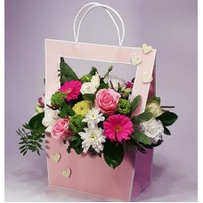 A message of love - with pink roses (Small)