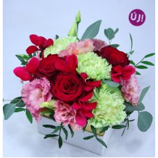 Trust us! Flower box in red (Small)