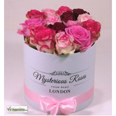 Pink roses in a cylinder box - Rosebox (Medium)