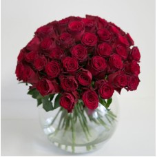 Red roses in a round bouquet - 50 cm (Small)