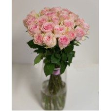 Pink roses in a round bouquet of 60 cm roses (Small)
