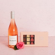 Rosé, rose and CHO CHO 18 pcs.