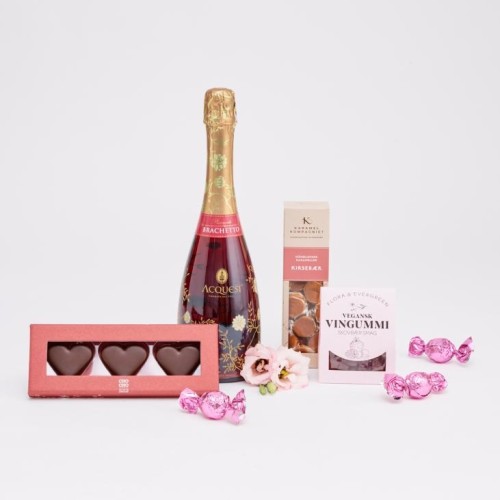 Happy Valentine to her