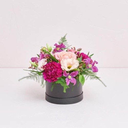 The florist's creative choice in a box