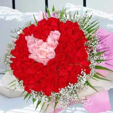 99 Red And Peach Roses Handbouquet With Peach Roses Arranged In