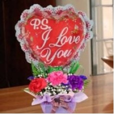 â€œHI Love Youâ€ Balloon With 3 Mixed Carnation Arrangement