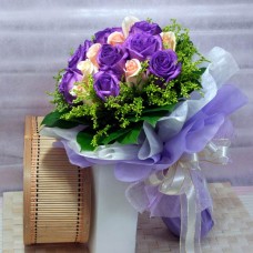 9 Purple 9 Champagne Roses Handbouquet