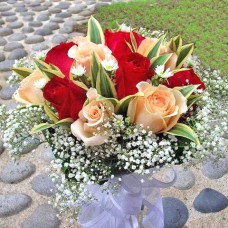 6 Red 6 Champagne Roses Handbouquet Wrap With Dracaena Foliage