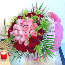 36 Roses  18 Peach 18 Red Handbouquet
