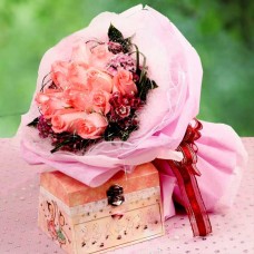 12 Peach Roses Bouquet Musical Box Not Included