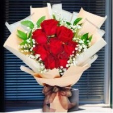 8 Red Roses Special Wrapping Hand Bouquet Valentine's Day Flower