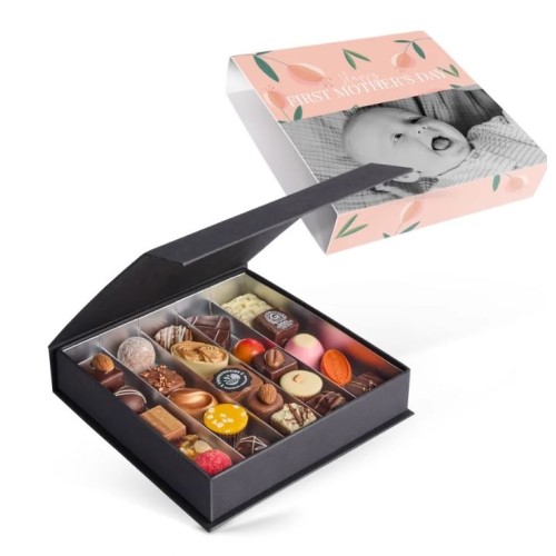 Luxury chocolate gift box with picture - Mother's Day (16 pcs)