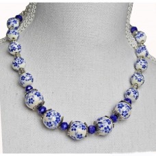 Necklace delft blue beads Cob 09