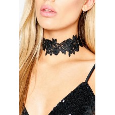 Plus Gemma Lace Detail Choker