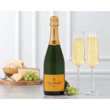 Veuve Cliquot Brut Champagne - 1 Bottle