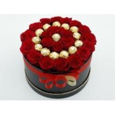 RED ROSES WITH FERRERO ROCHER