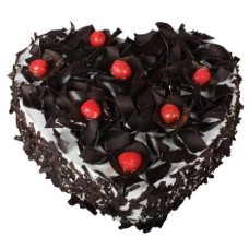 1.5 Kg Heart Shaped Black Forest Cake
