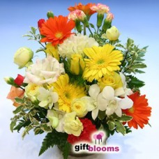 Seasonal Mixture Flower Basket to Japan