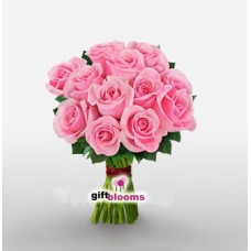 One Dozen Pink Rose to Japan