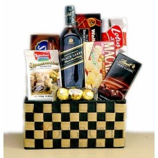 Johnnie Walker Black Gift Basket