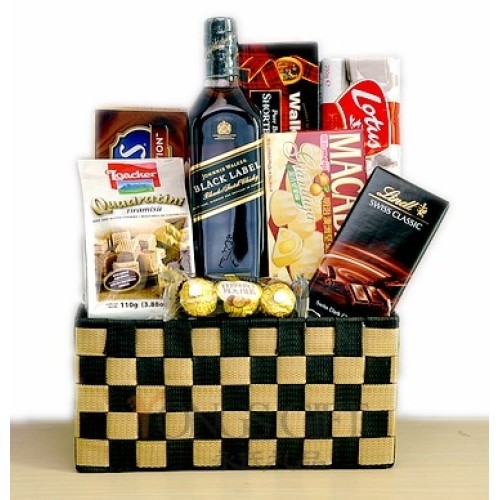 Johnnie Walker Black Gift Basket