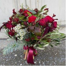 Flower bouquet red