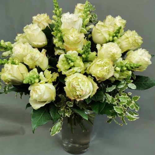 Flower bouquet - white roses B1 (Compact)