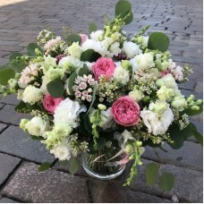 Gorgeous flower bouquet (Compact)