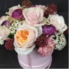Flower box Embrace of roses (Standard)