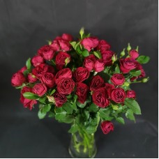Red Spray roses 60cm