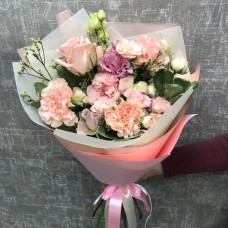 Rose & arnation Bouquet "Marshmallow"