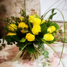 Boquet Of Yellow Roses "Olga"