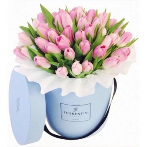 Pink tulips at a Hat Box (19 stems)