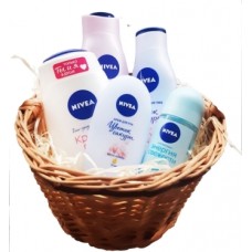 The Lady Nivea set