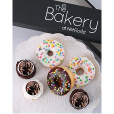 Personalised Confetti Cupcakes And Doughnuts (6)
