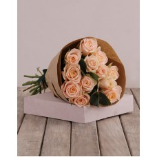 Peachy Mothers Day Bouquet (12 Roses)