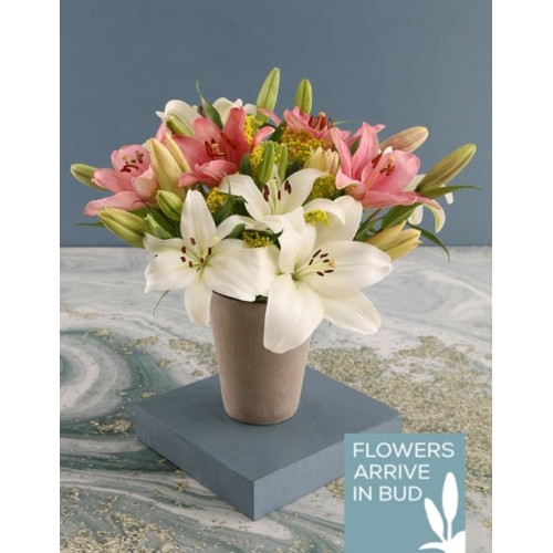 Luxurious And Rustic Lily Arrangement