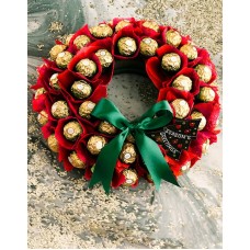 Wondrous Festive Wreath ()