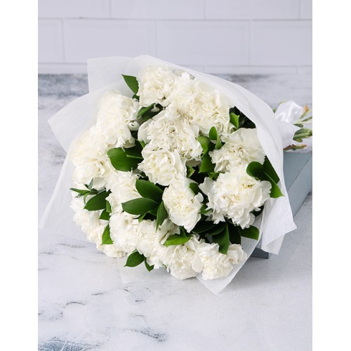 Crisp White Carnation Cluster (Standard)