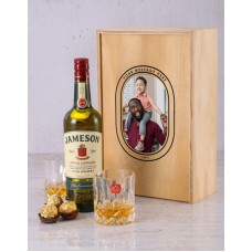 Personalised Vintage Frame Whiskey Crate (STANDARD)