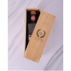 Personalised Wonderful Wreath Spirits Crate (Olmeca)