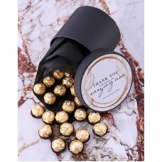 Personalised Amazing Mom Ferrero Hat Box (STANDARD)