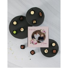 Personalised Number One Mom Chocolate Tray (Standard)