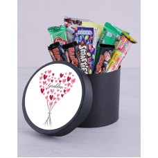 Personalised Bunch of Hearts Hat Box (Cadbury Choc)