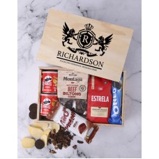 Personalised Coat of Arms Man Crate (Snacks)
