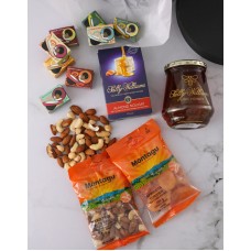 Tea Time Fancies Hamper (Large)