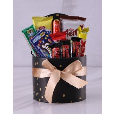 Gorgeous Gold Dot Hat Box (Standard)